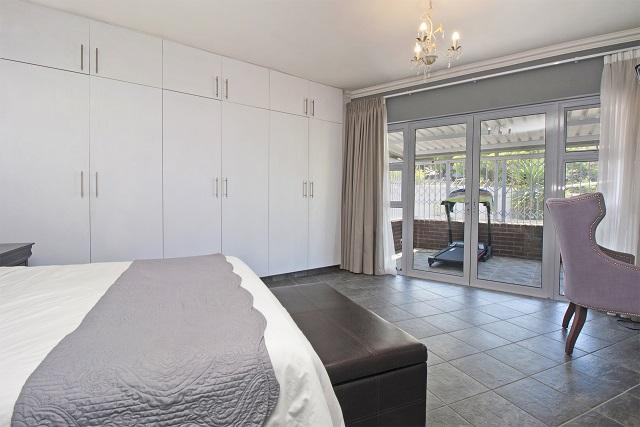 3 Bedroom Property for Sale in Fish Hoek Western Cape